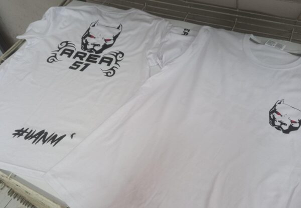 T-shirt “AREA 51” Bianco